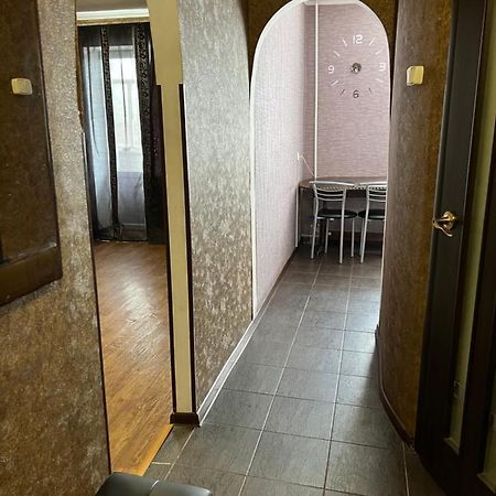 Апартаменты В Самом Центре Прпобеды 90 Cherníhiv Exterior foto