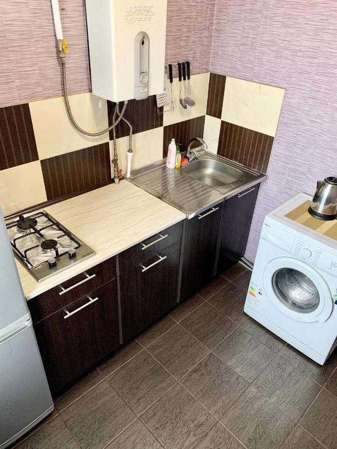 Апартаменты В Самом Центре Прпобеды 90 Cherníhiv Exterior foto